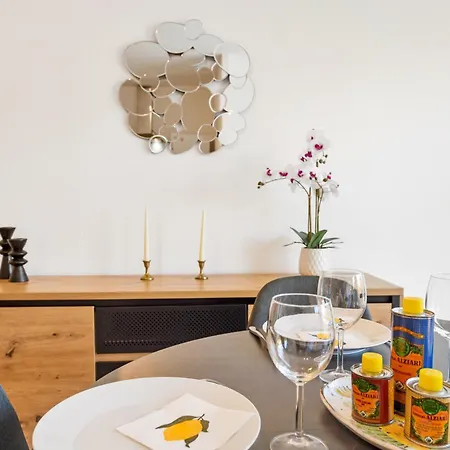 - 4 Personnes Appartement *